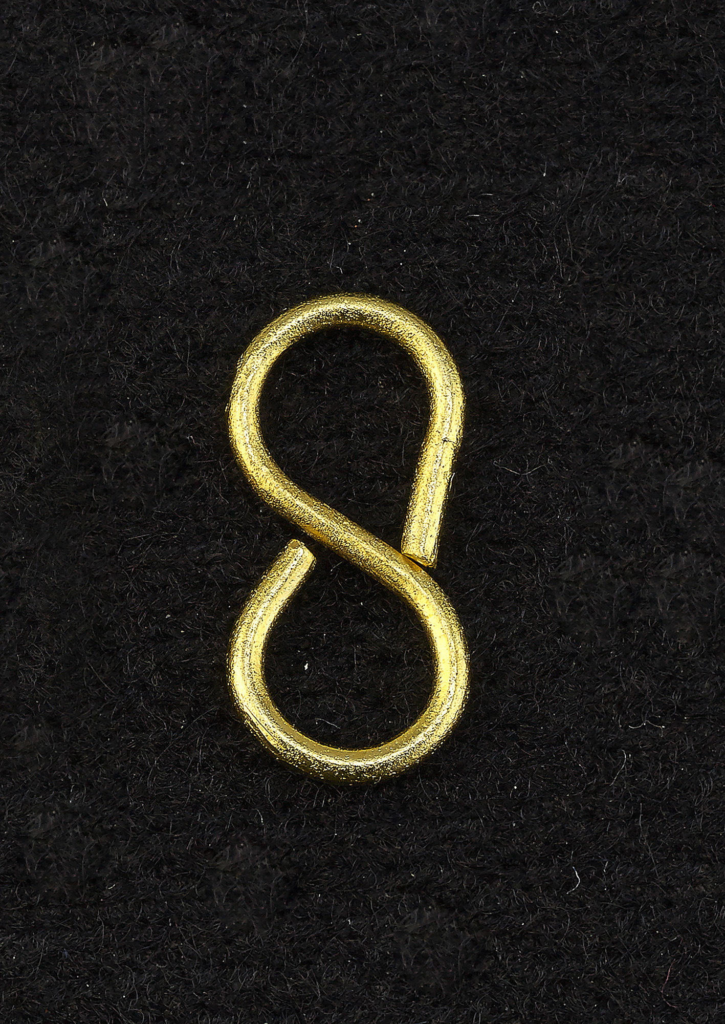C90067  8 Shape Link 15mm Gold